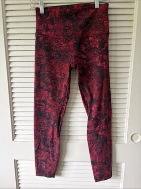 lululemon red and  Black Printed Align /nulu High-Waist Leggings 26” inseam